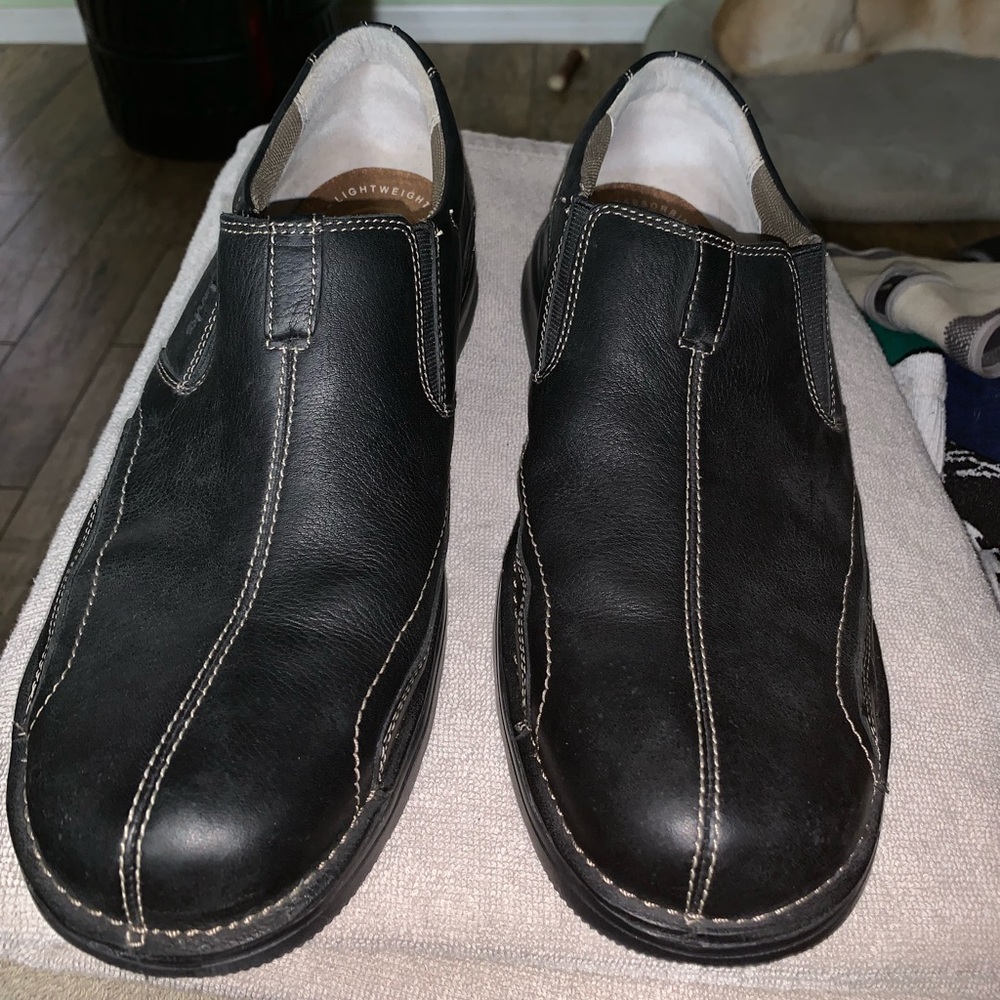 Clark men’s 11 shoe